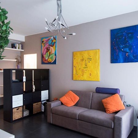 High Rise Studio Flat Near Metro Stop 밀라노 외부 사진