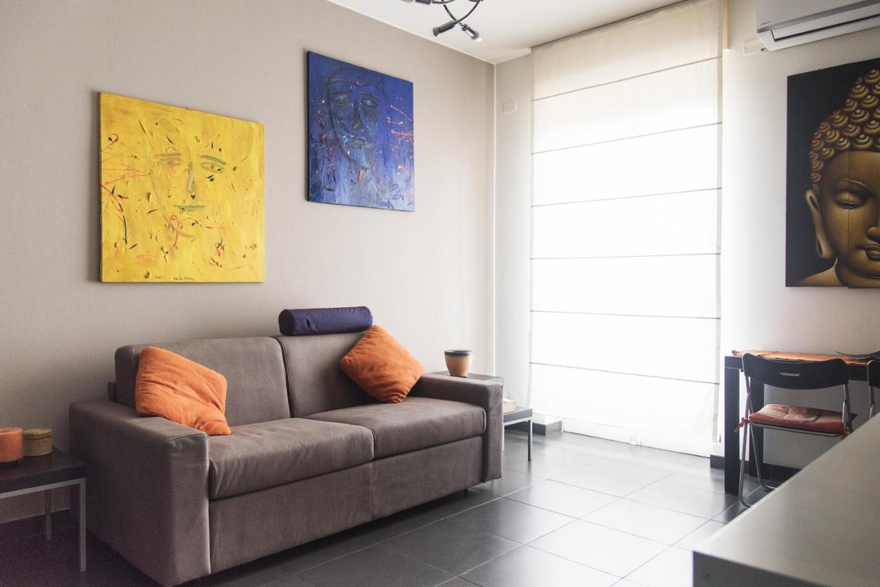 High Rise Studio Flat Near Metro Stop 밀라노 외부 사진