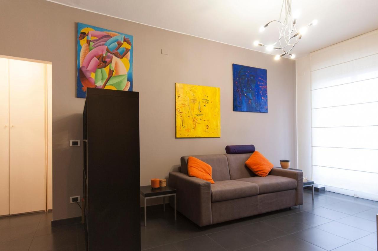 High Rise Studio Flat Near Metro Stop 밀라노 외부 사진