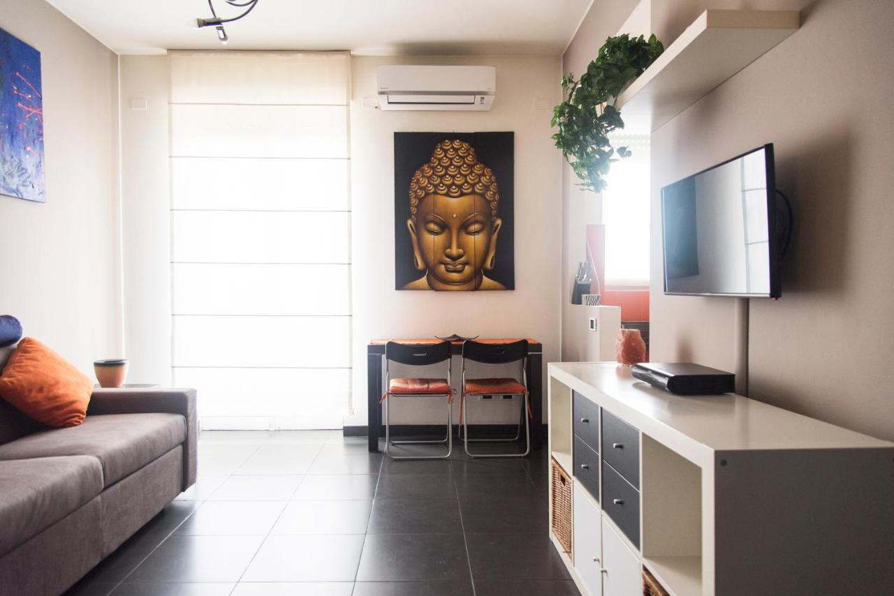 High Rise Studio Flat Near Metro Stop 밀라노 외부 사진