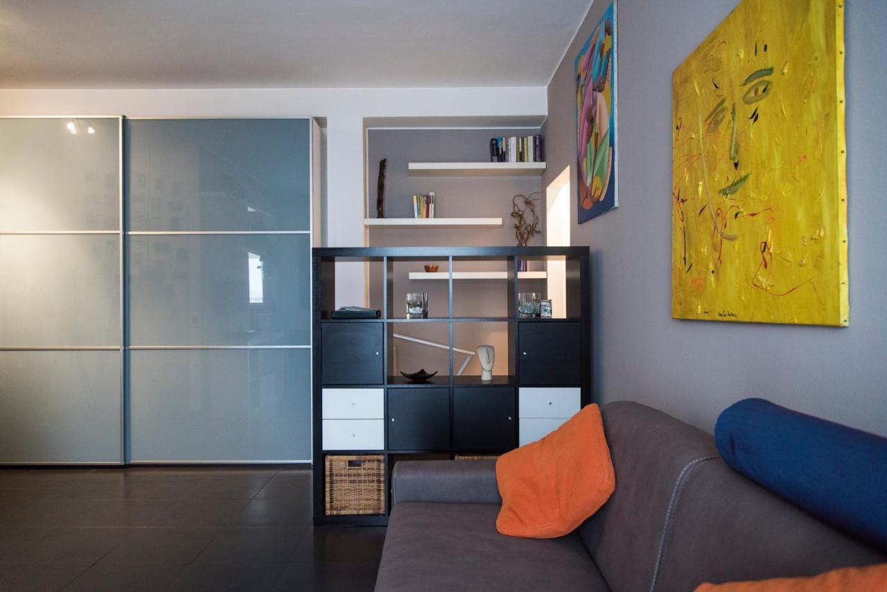 High Rise Studio Flat Near Metro Stop 밀라노 외부 사진